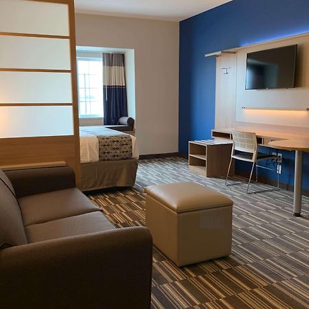 Microtel Inn & Suites By Wyndham Fountain Fort Carson Dış mekan fotoğraf