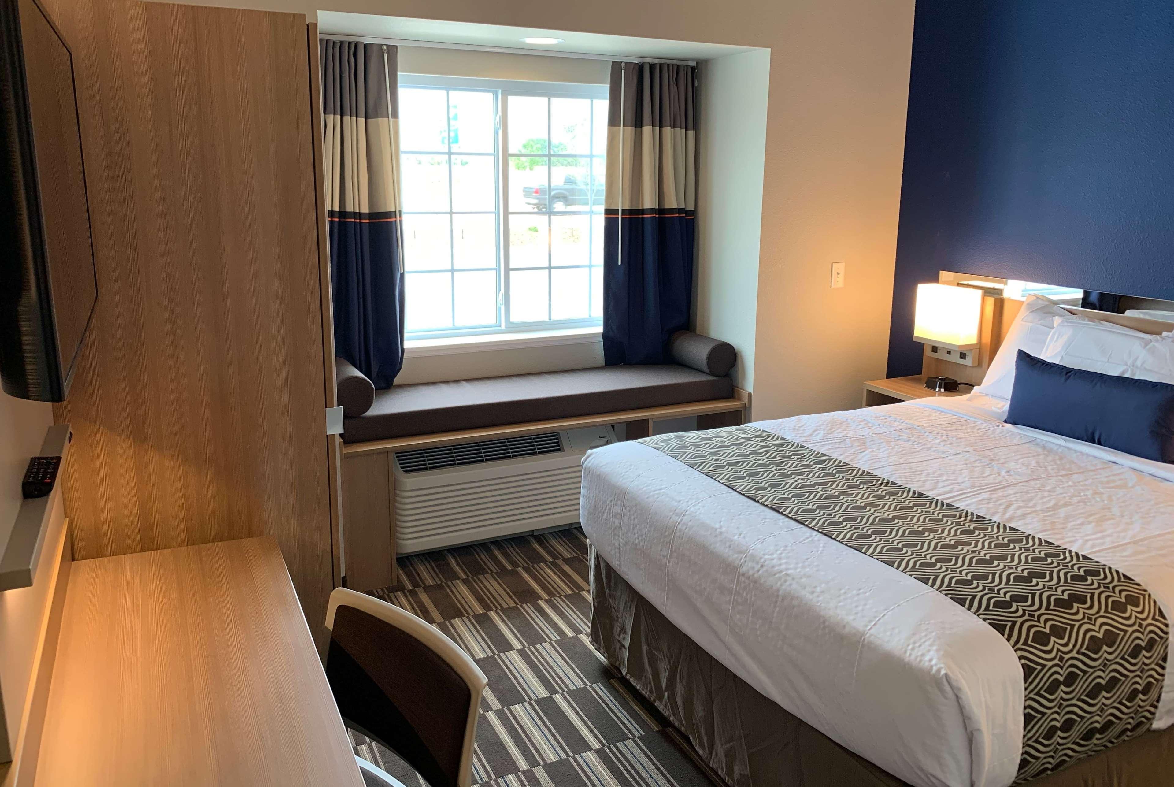 Microtel Inn & Suites By Wyndham Fountain Fort Carson Dış mekan fotoğraf