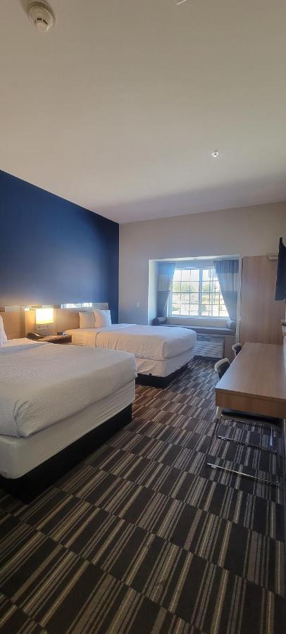 Microtel Inn & Suites By Wyndham Fountain Fort Carson Dış mekan fotoğraf