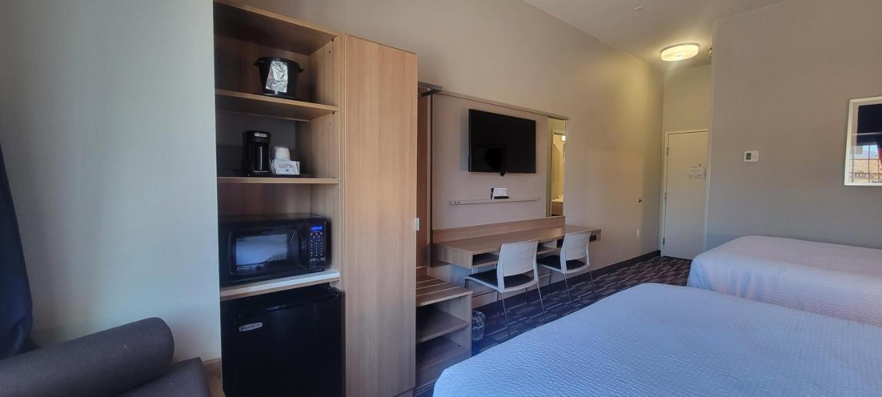 Microtel Inn & Suites By Wyndham Fountain Fort Carson Dış mekan fotoğraf