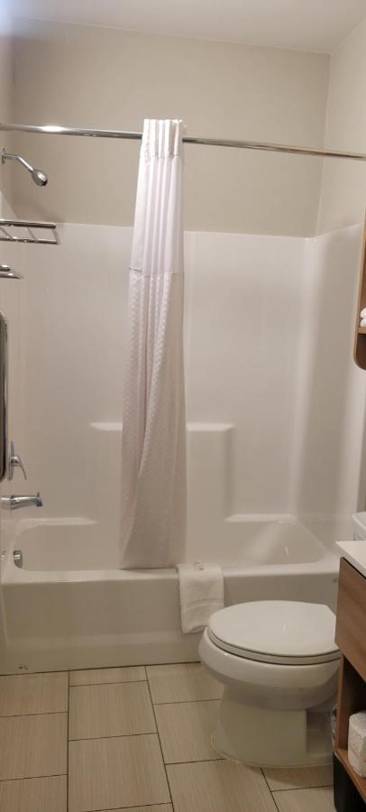 Microtel Inn & Suites By Wyndham Fountain Fort Carson Dış mekan fotoğraf