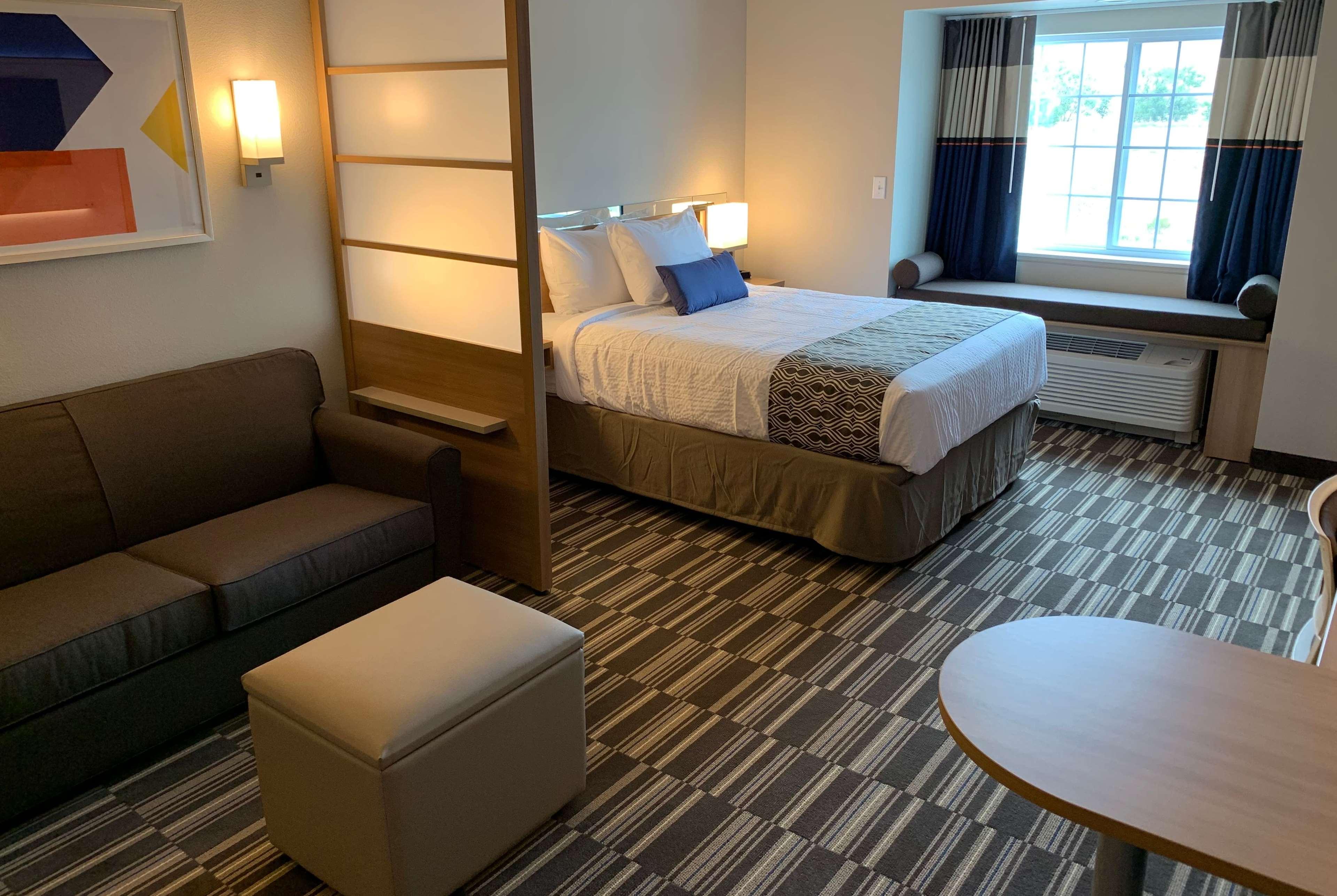 Microtel Inn & Suites By Wyndham Fountain Fort Carson Dış mekan fotoğraf